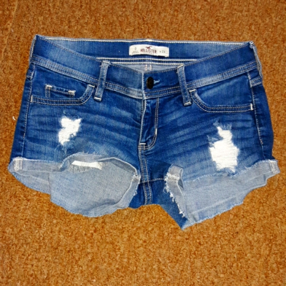 Hollister shorts size 0